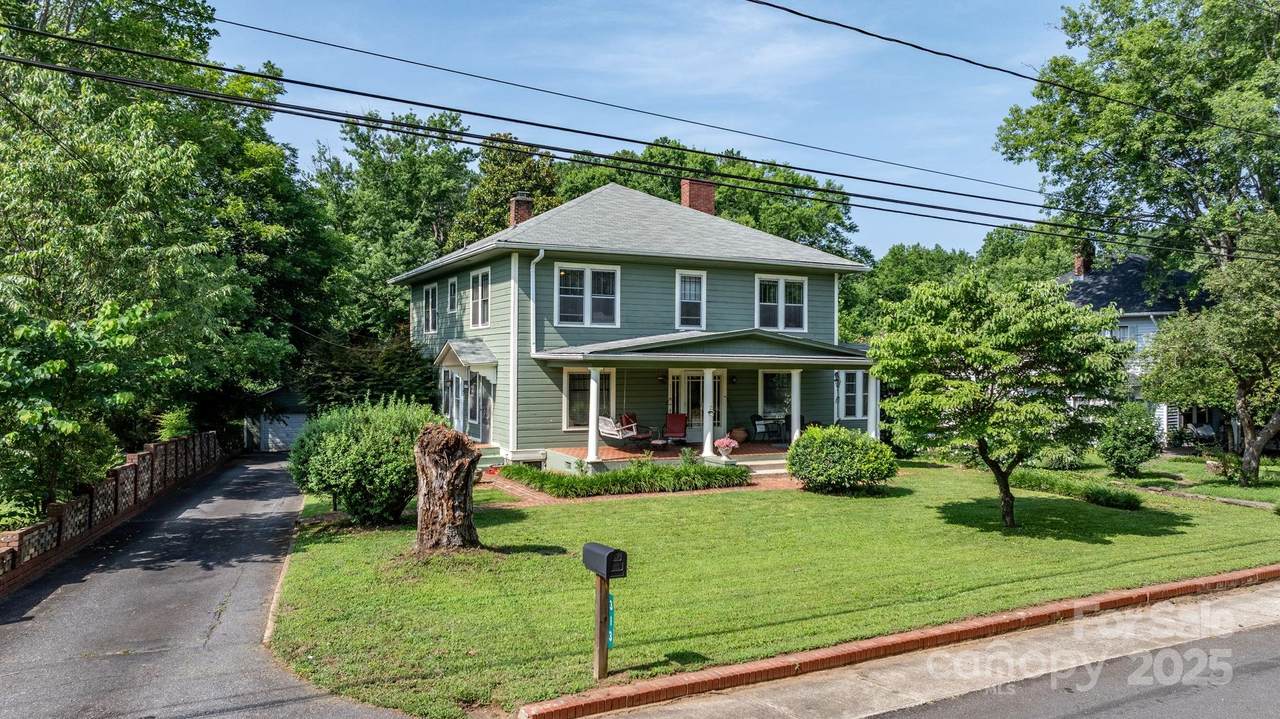313 Main Street - Photo 1