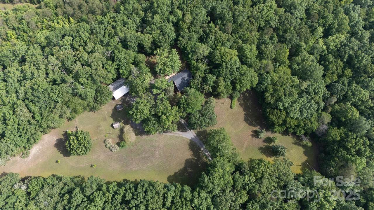 1371 Hawks Nest Road - Photo 1