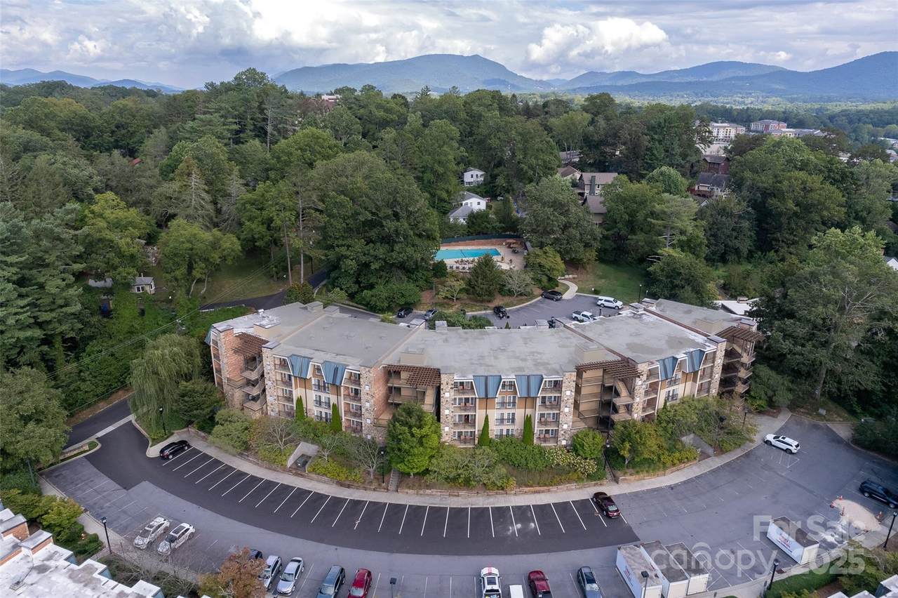 202 Bowling Park Road - Photo 1
