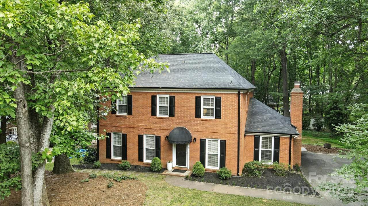 9535 Hinson Drive - Photo 1