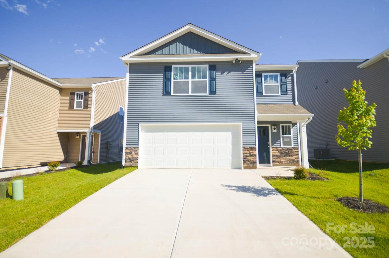 34 Lillian Lane - Photo 1