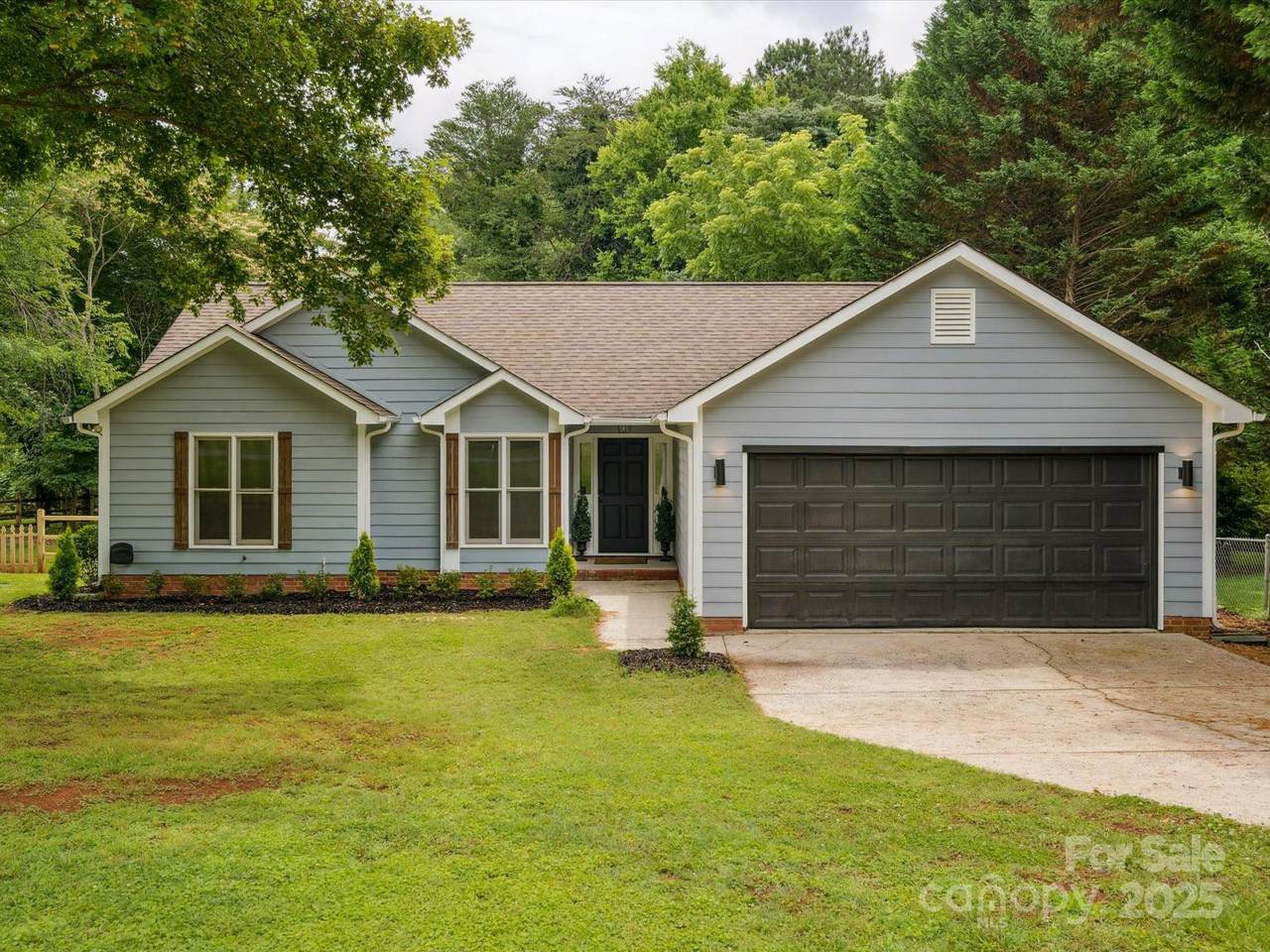 1109 Manchester Lane - Photo 1