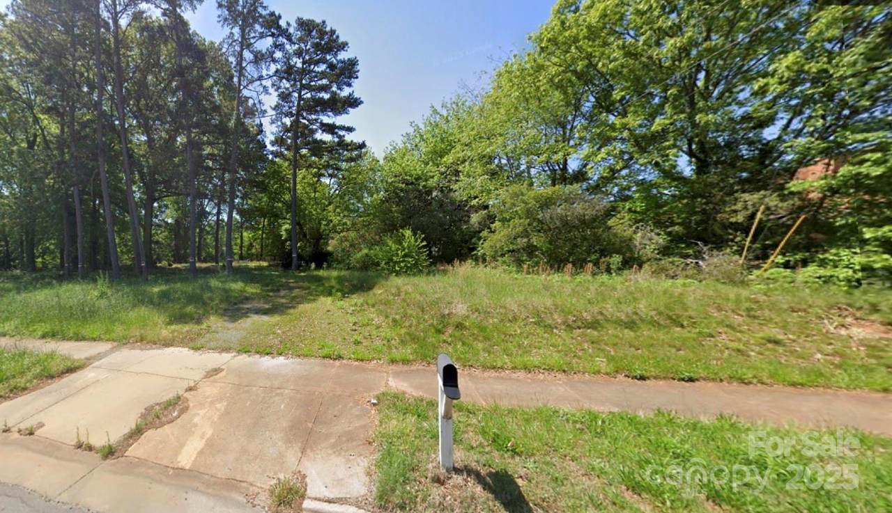 5115 Freedom Drive - Photo 1