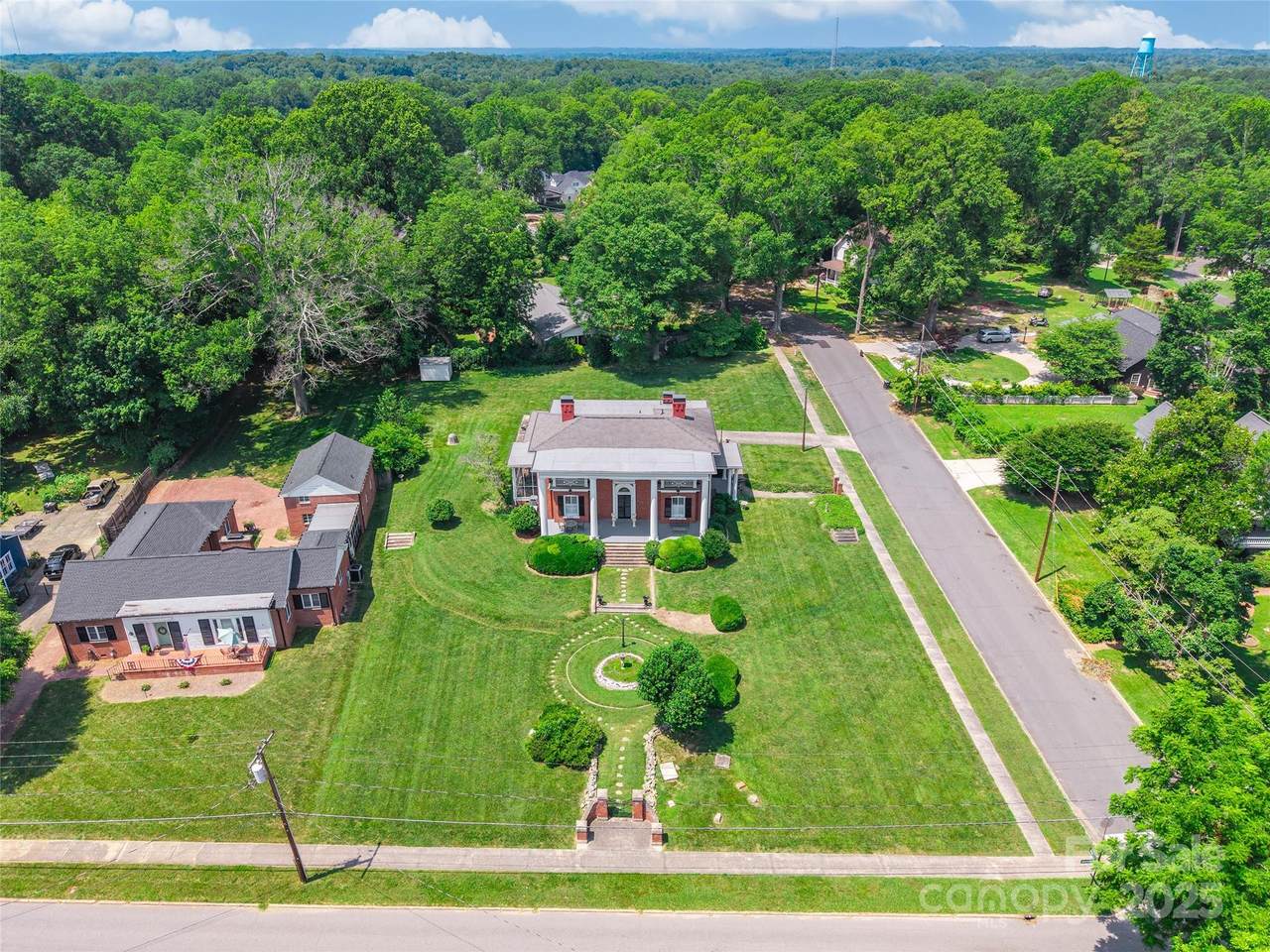 15 Kings Mountain Street - Photo 1