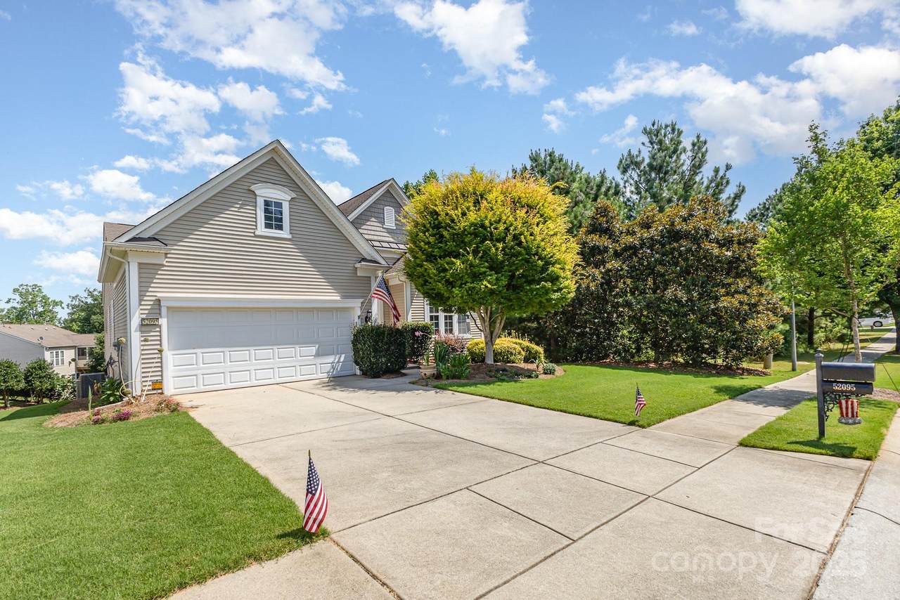 52095 Longspur Lane - Photo 1