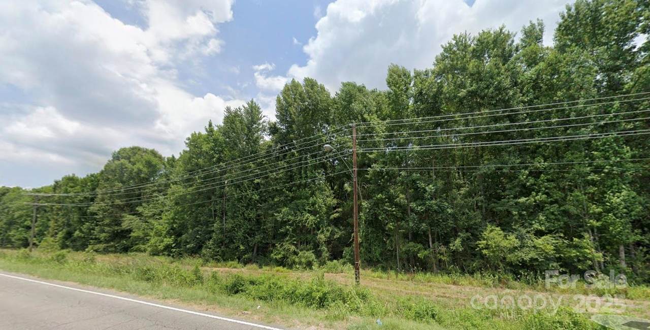 000 Woodland Drive - Photo 1