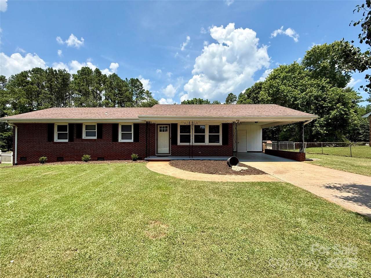 206 College Avenue - Photo 1