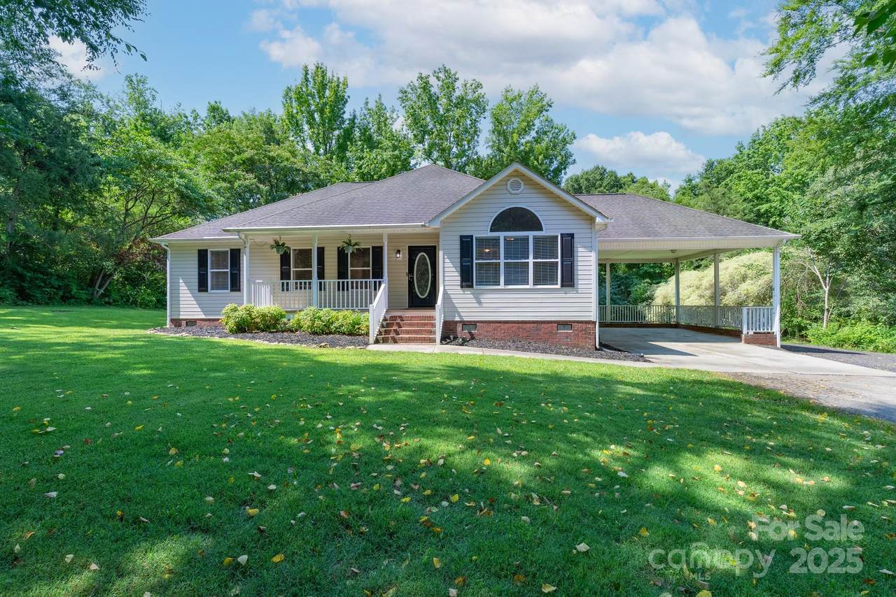 1782 Oakdale Road - Photo 1