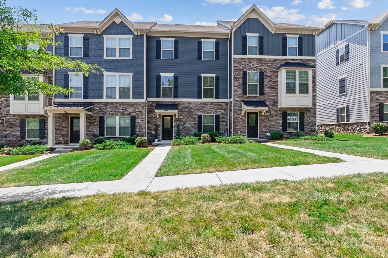 4440 Carteret Street - Photo 1