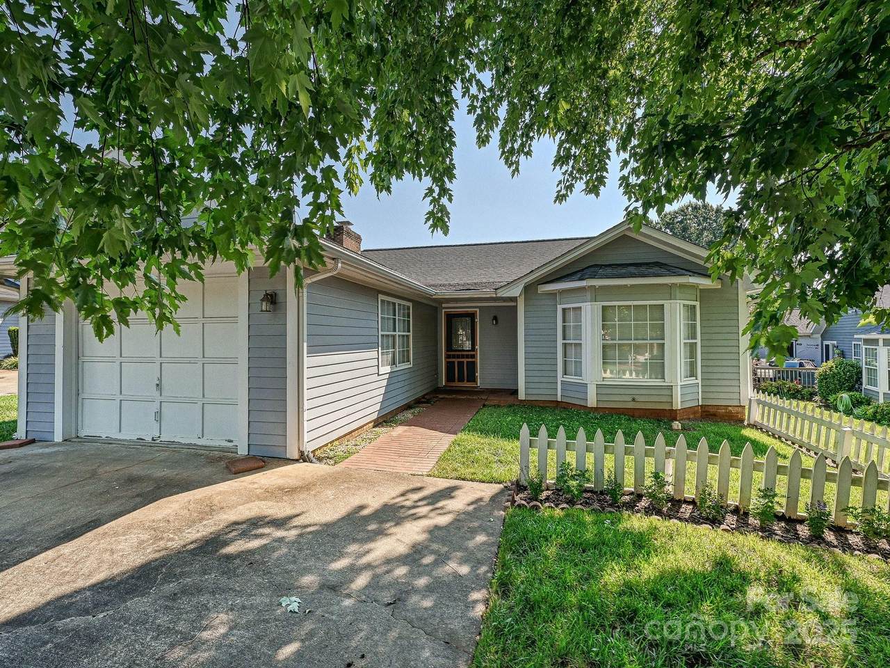 2912 Peachwood Court - Photo 1