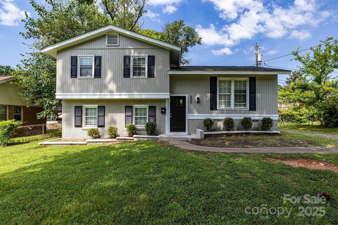 609 Bilmark Avenue - Photo 1