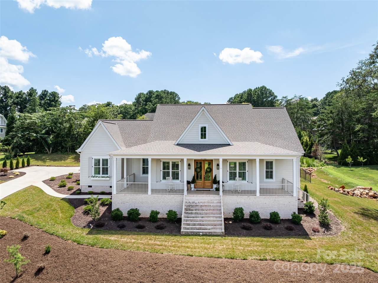 416 Yorkfield Drive - Photo 1