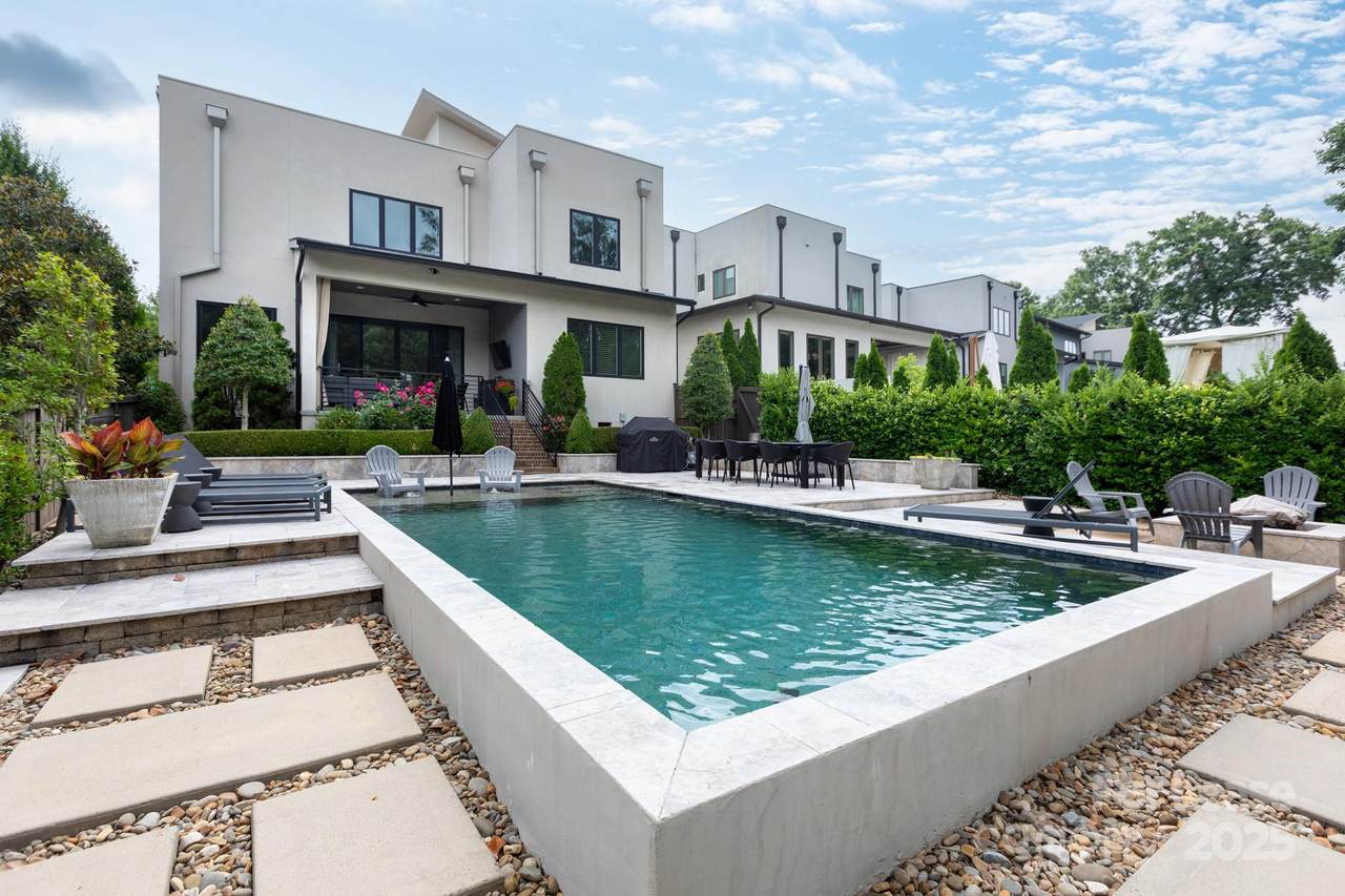 2604 Millie Lane - Photo 1