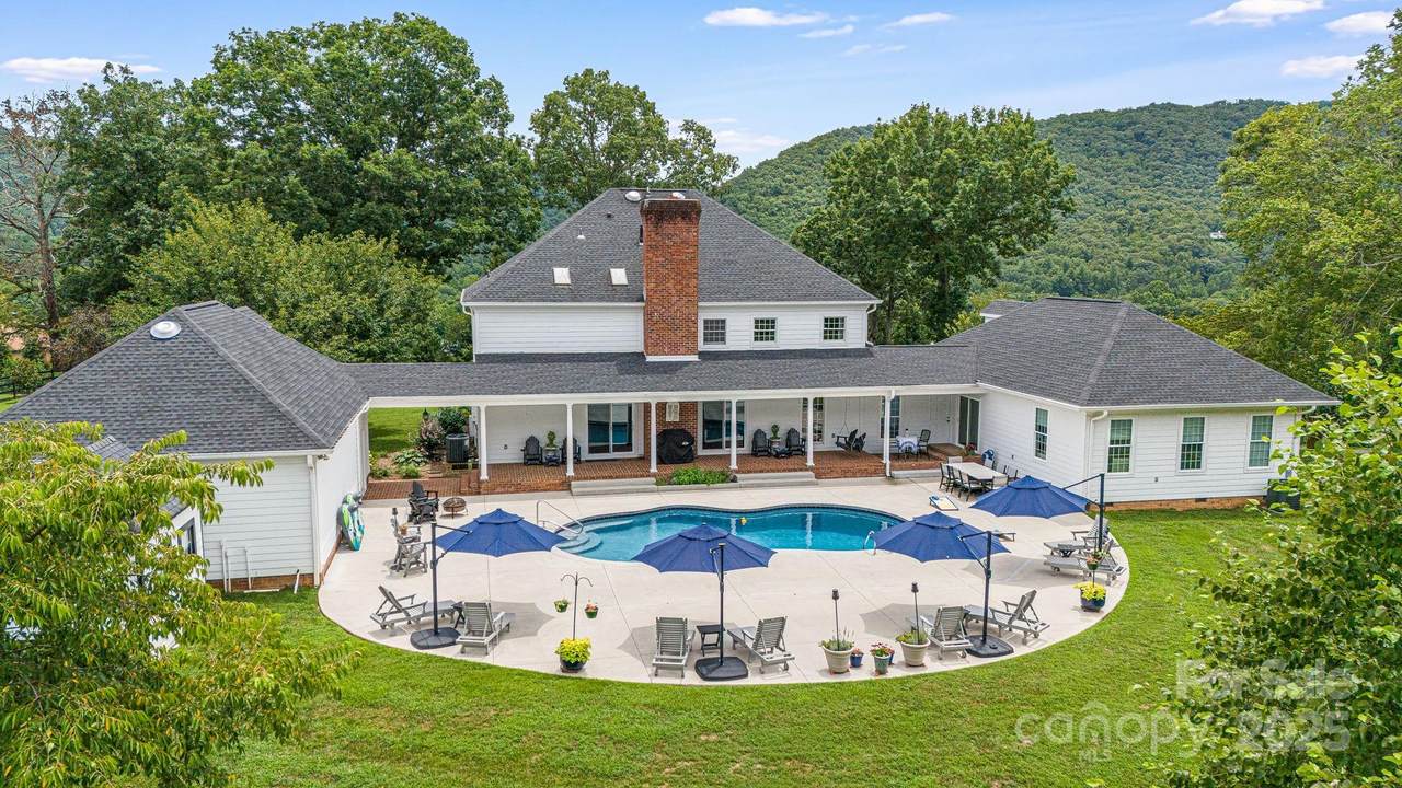 56 Fair Oaks Estate - Photo 1