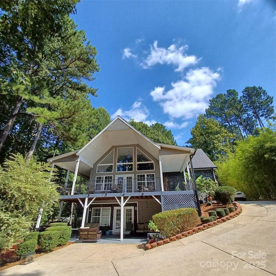 3645 Lake Bluff Drive - Photo 1