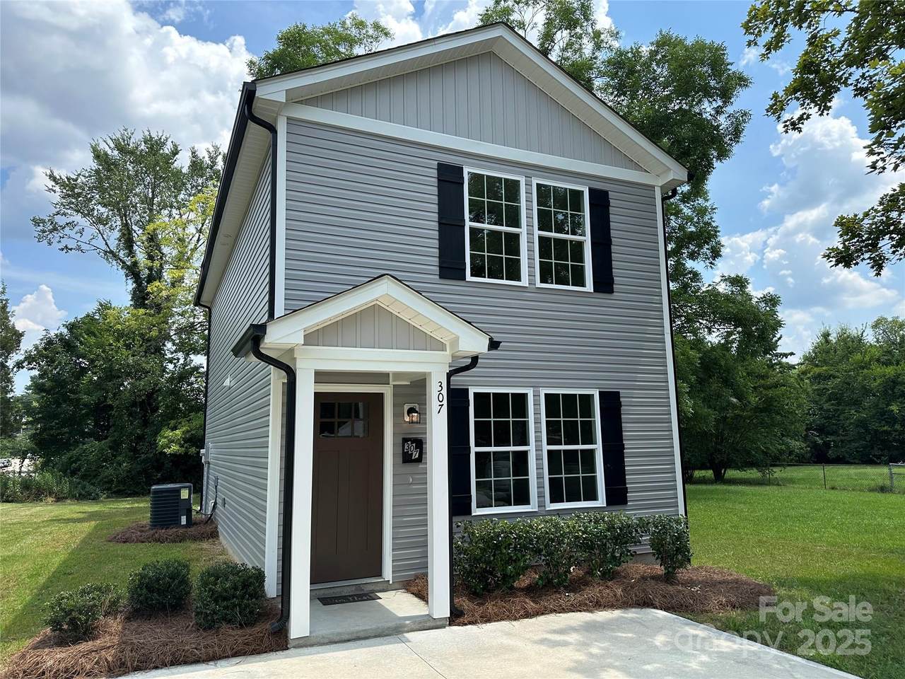 307 Messner Street - Photo 1