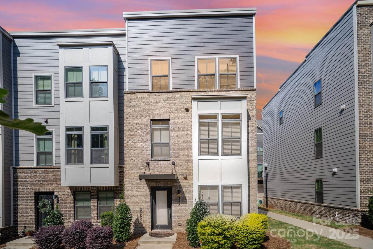 334 Chattooga Way - Photo 1