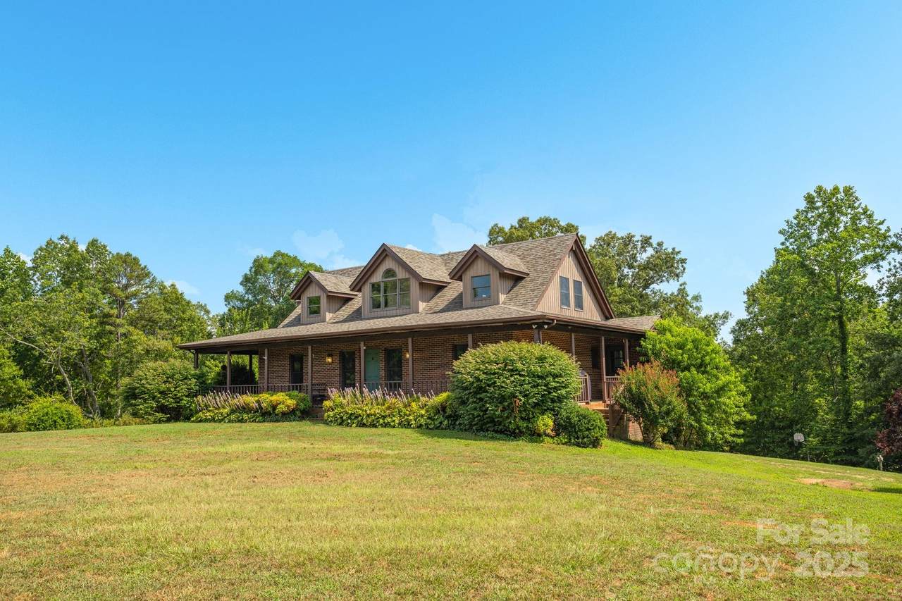 781 Freemantown Road - Photo 1