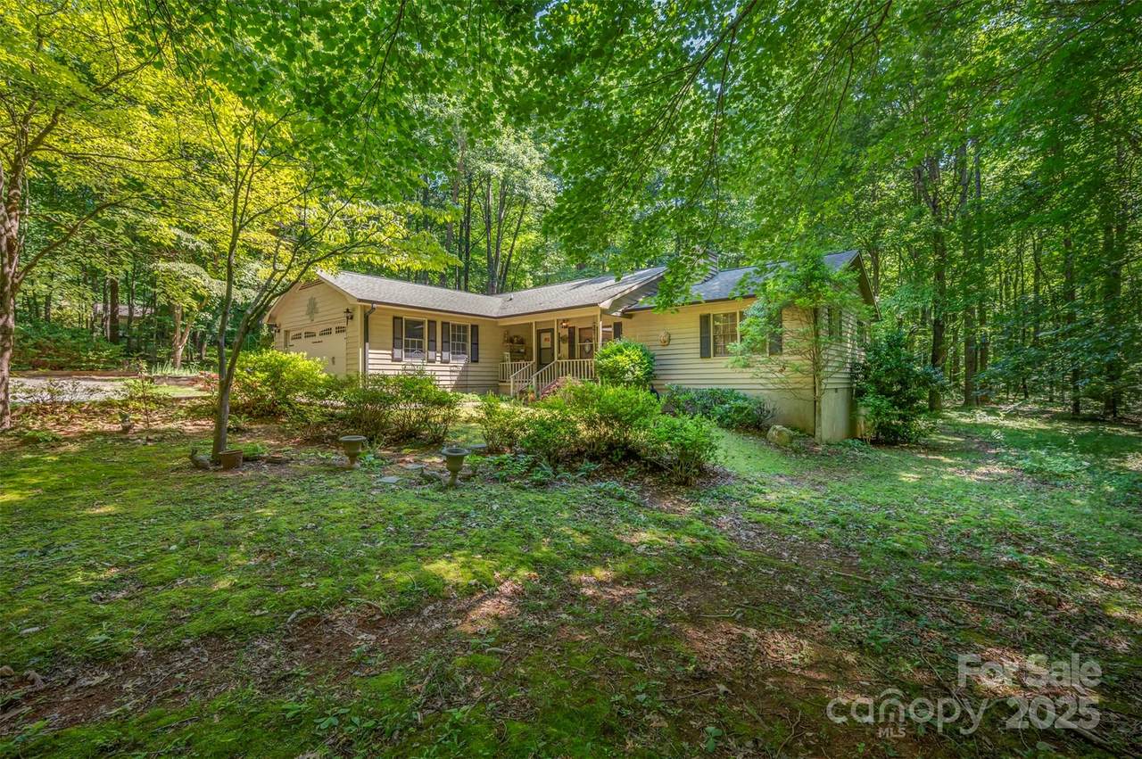 144 Beechwood Drive - Photo 1