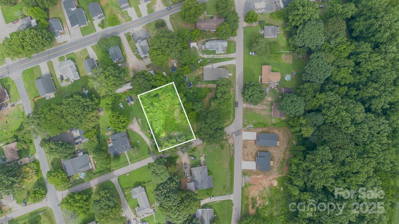 1013 Elm Street - Photo 1