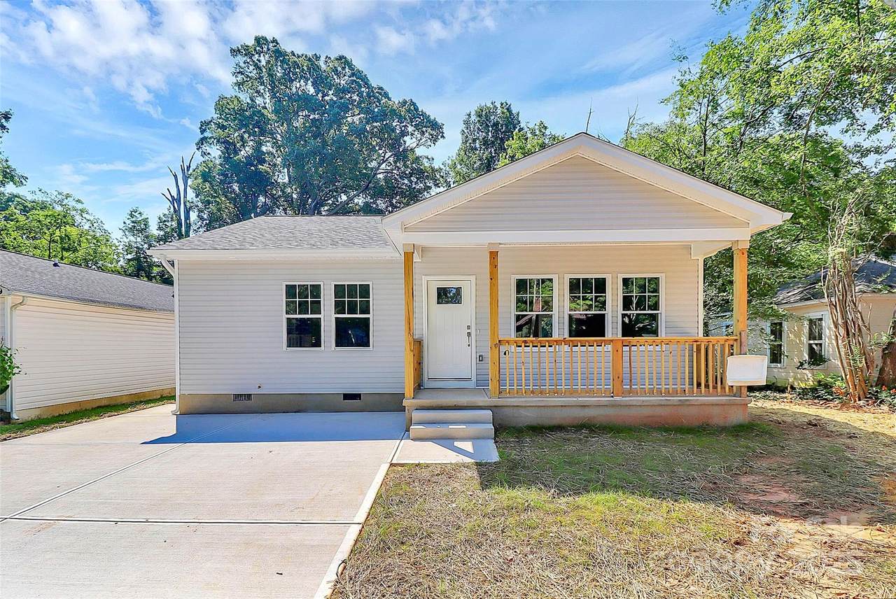 226 Columbia Avenue - Photo 1