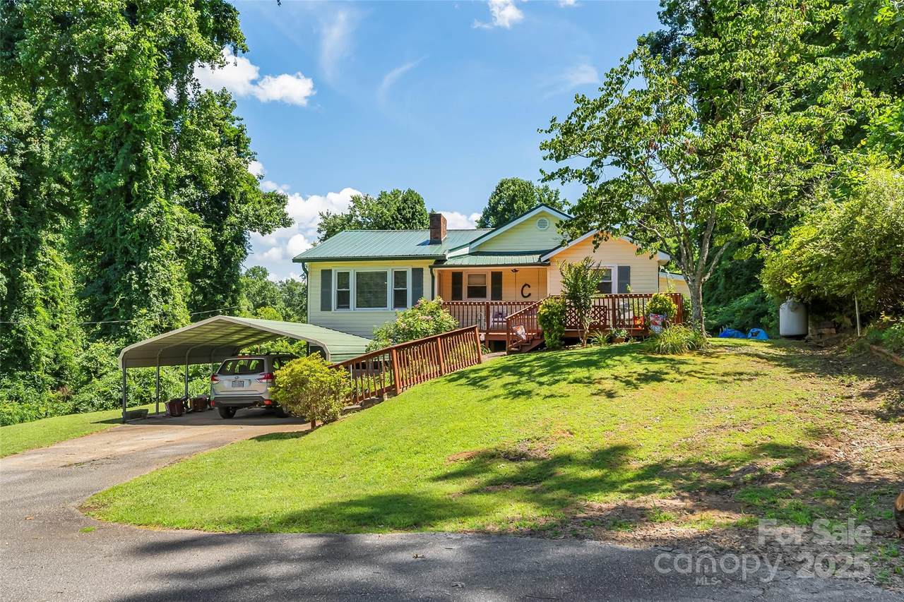 339 Highland Drive - Photo 1