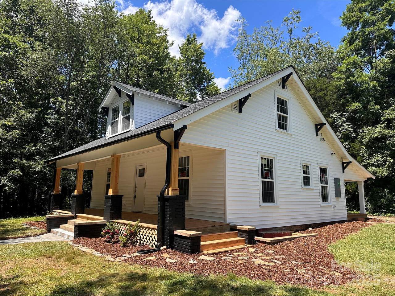 1805 Swan Drive - Photo 1