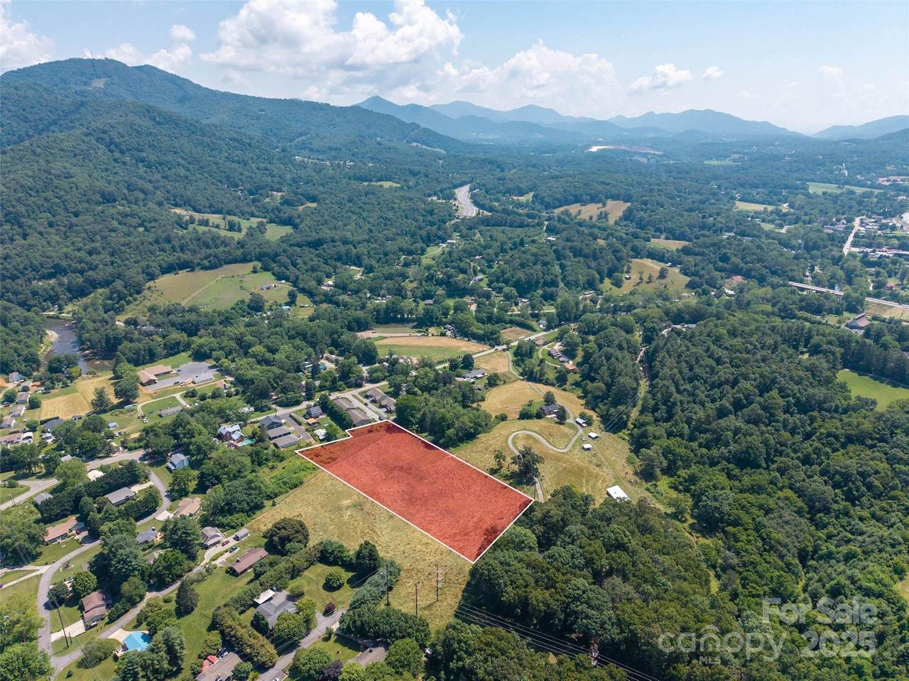 00 Summer Breeze Drive - Photo 1