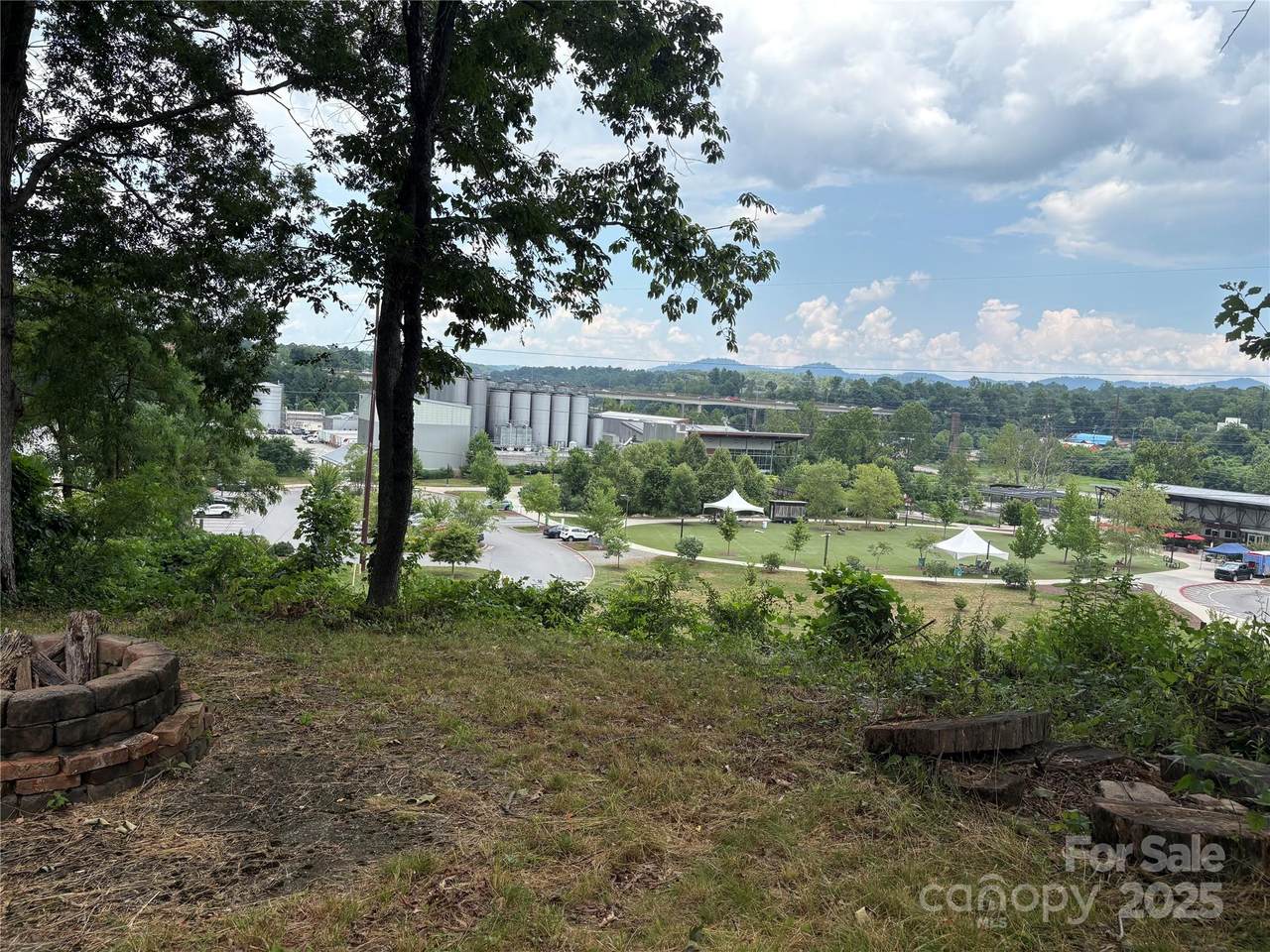 53 Logan Circle - Photo 1