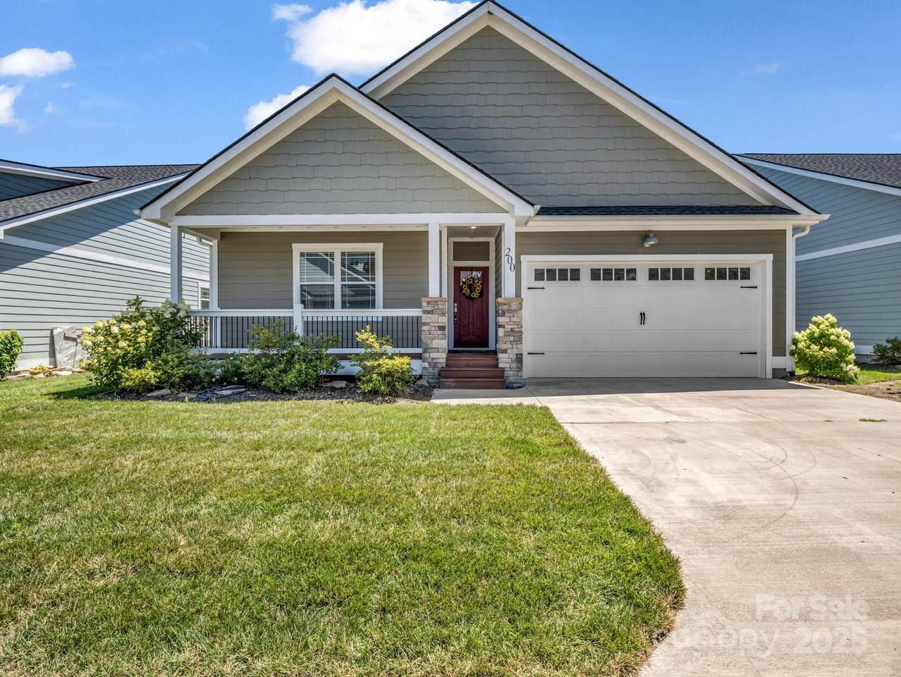 200 Leyland Circle - Photo 1