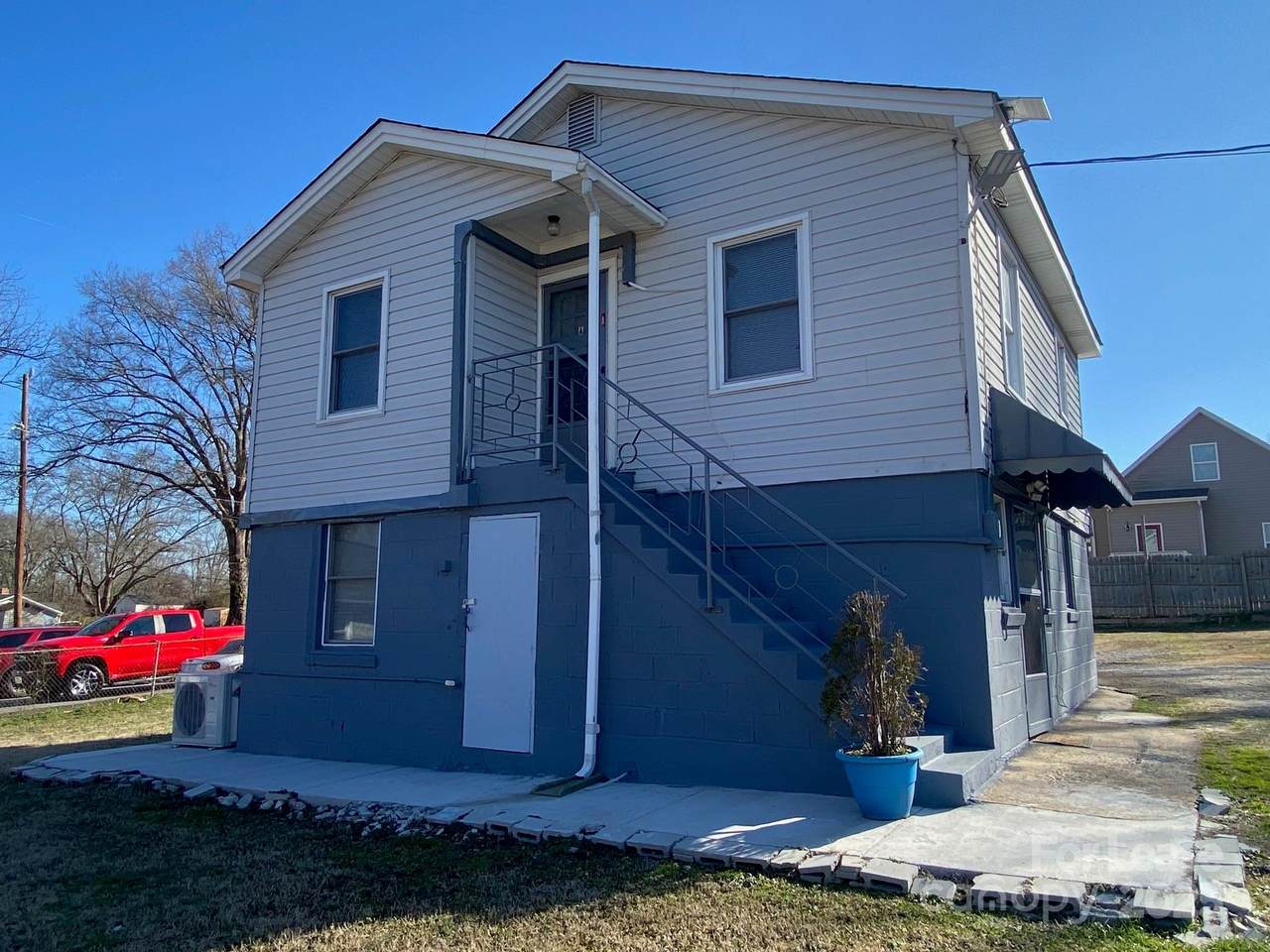 303 Mcalister Street - Photo 1