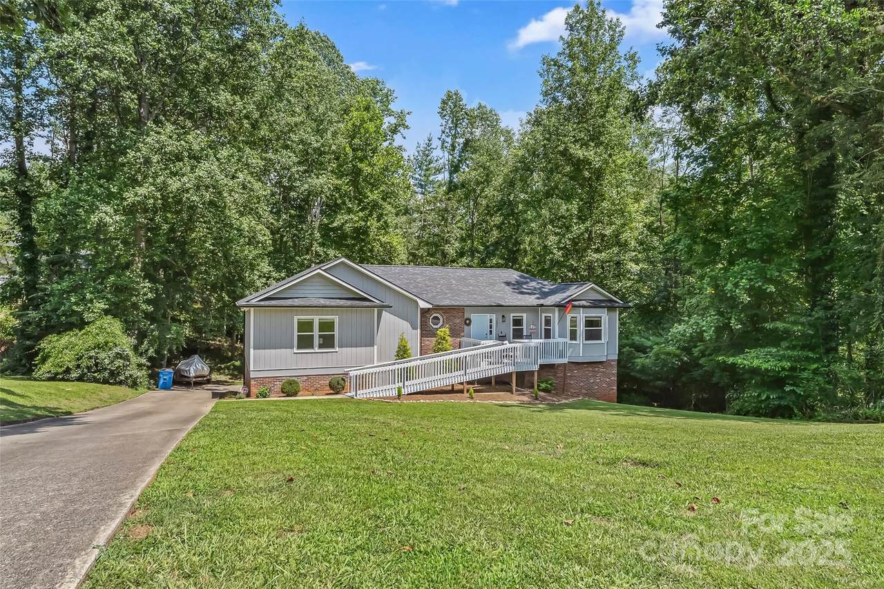 207 Jacksons Run - Photo 1