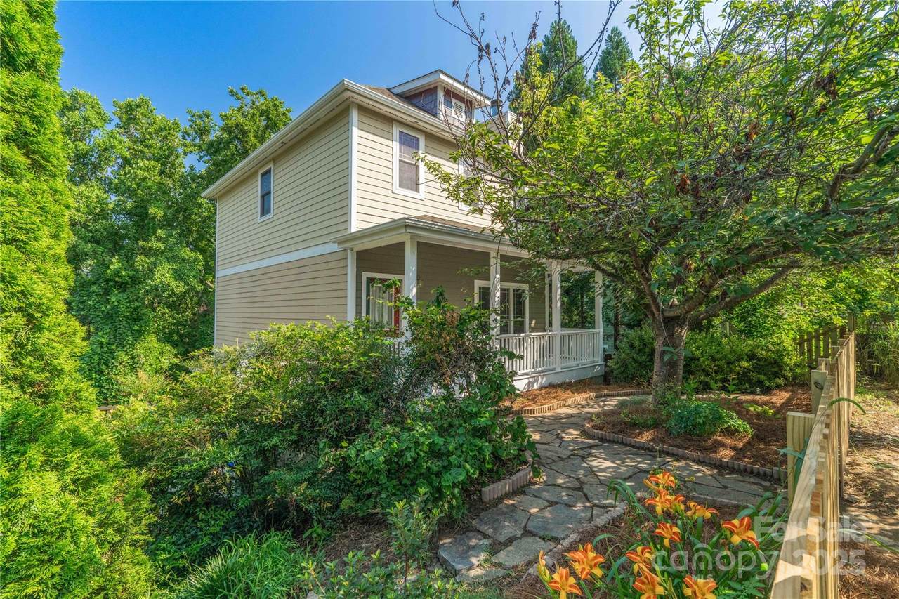 20 Cross Place - Photo 1