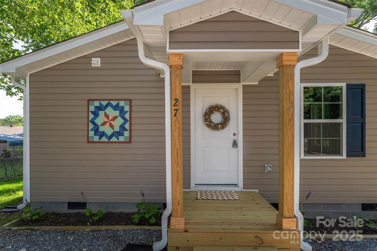 27 Forest Park Road - Photo 1