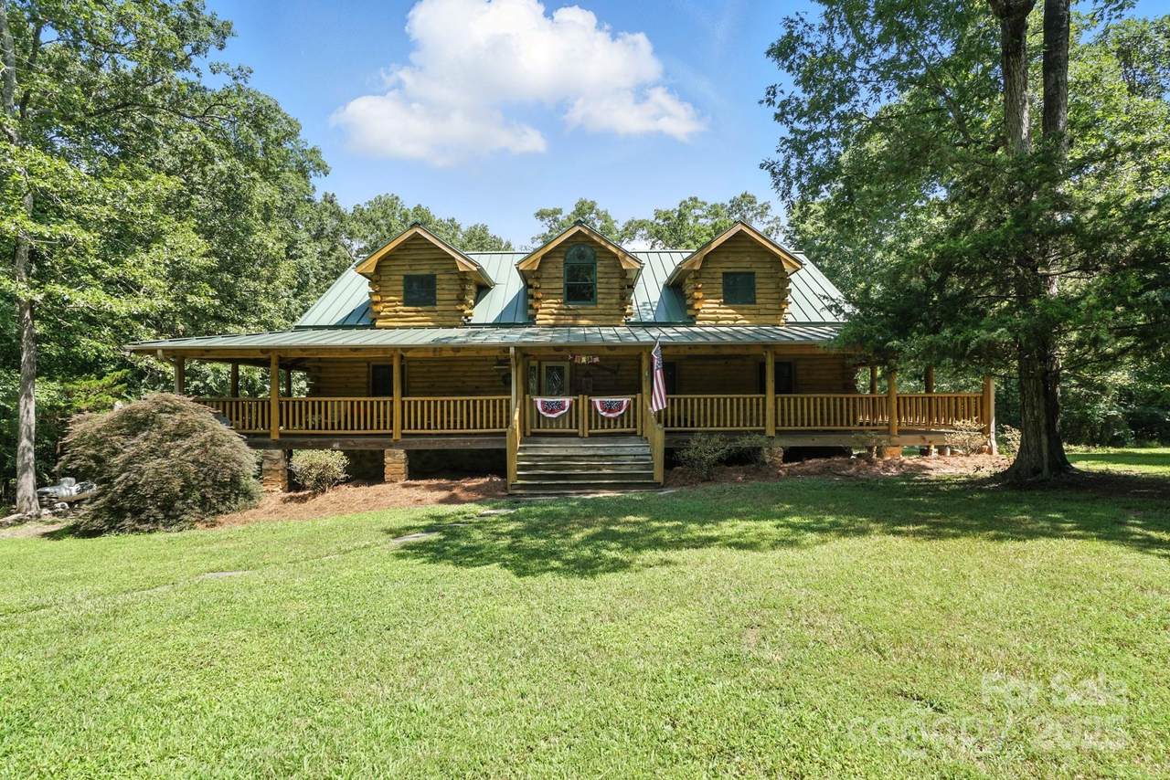 3008 Lamplight Road - Photo 1