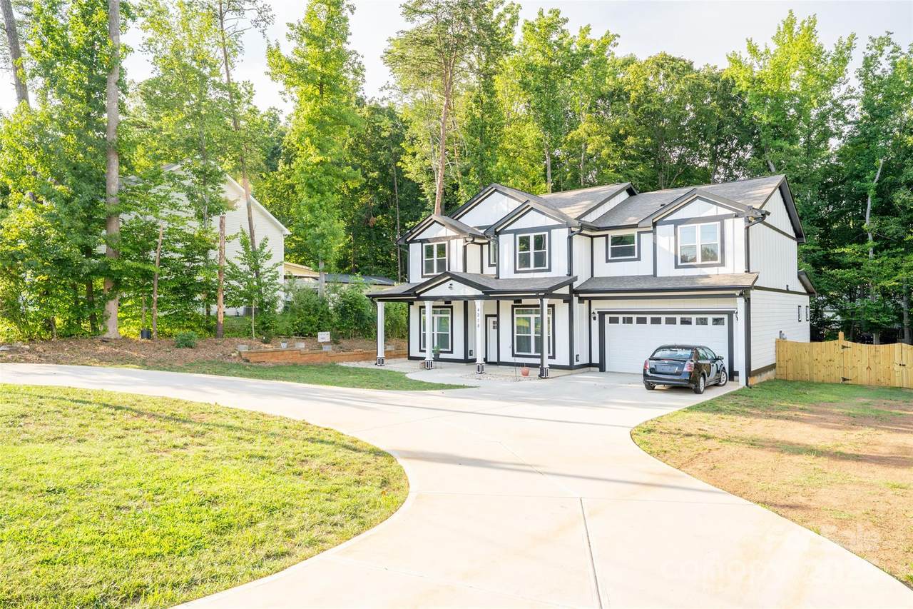 4218 Enoch Drive - Photo 1