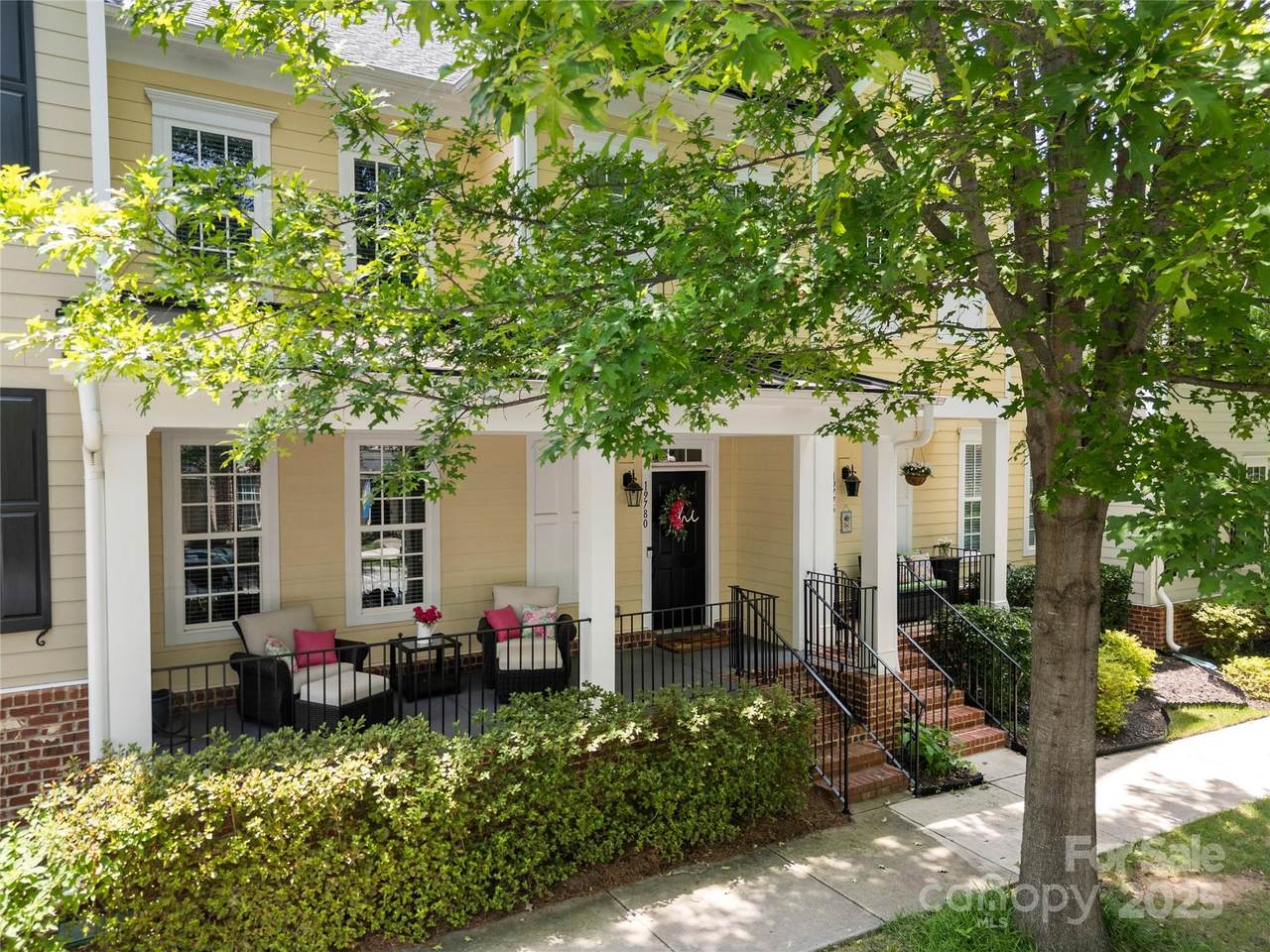 19780 Playwrights Way - Photo 1