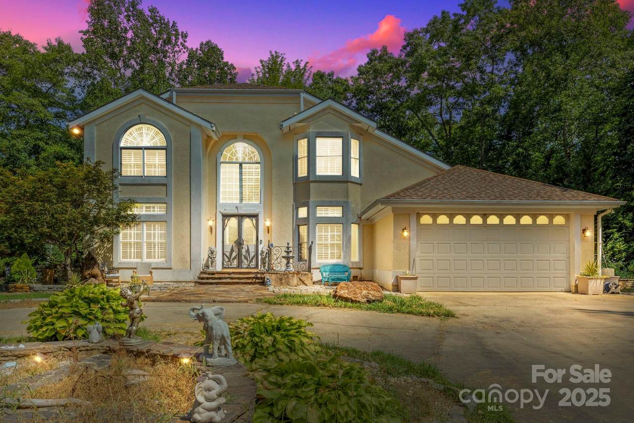 652 Avery Creek Road - Photo 1