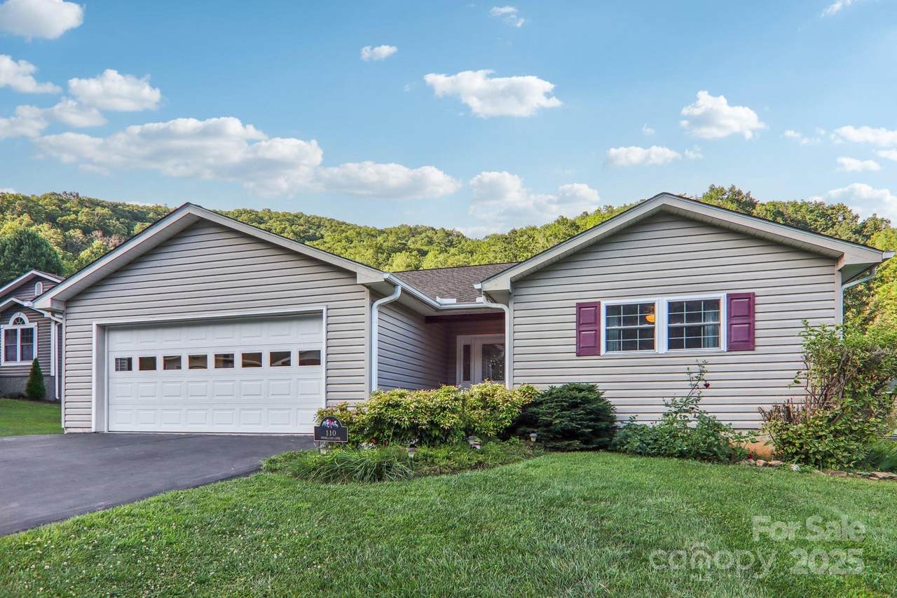 110 Pinellas Lane - Photo 1