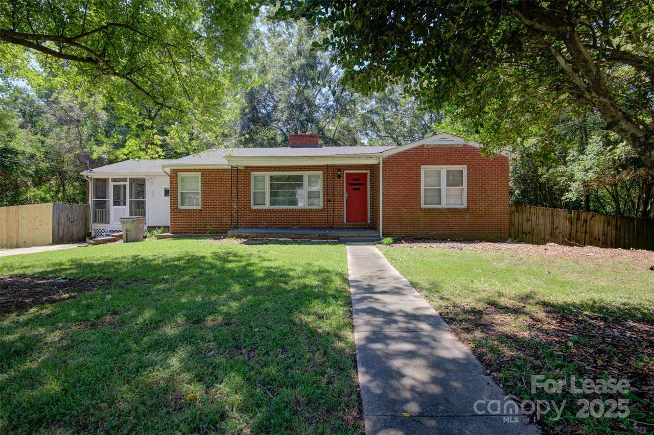 607 19th Avenue - Photo 1