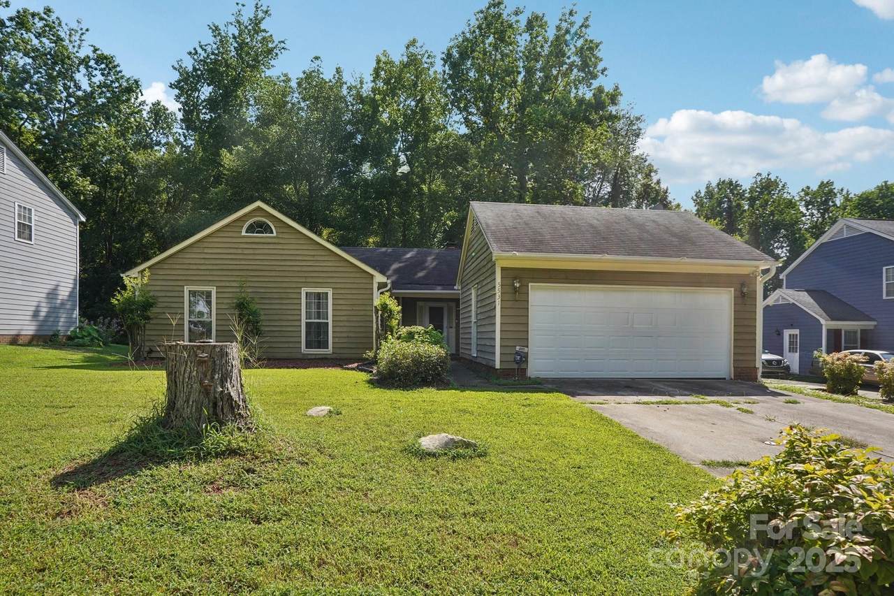 5531 Doverstone Court - Photo 1