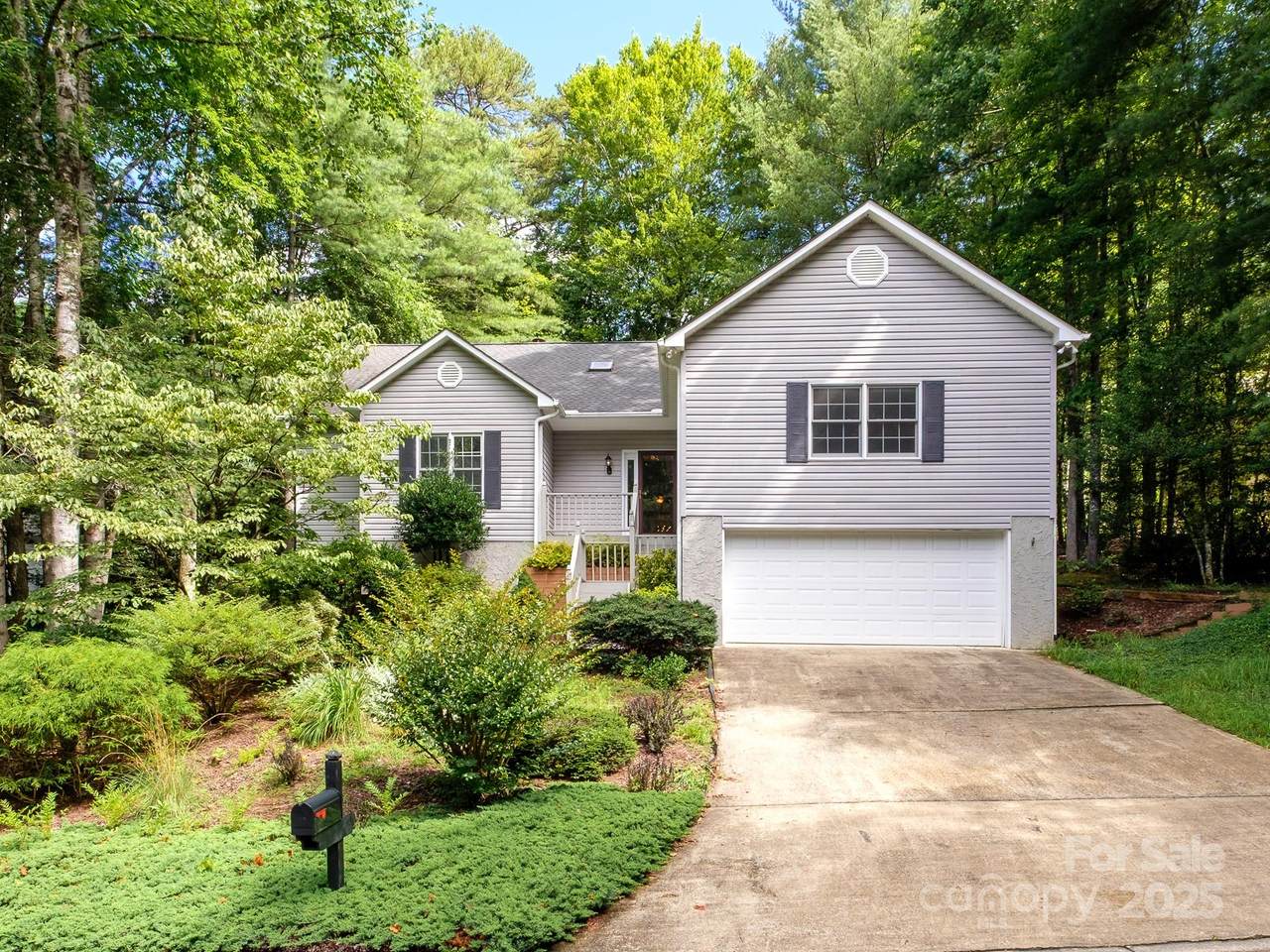 41 Autumn Glen Court - Photo 1