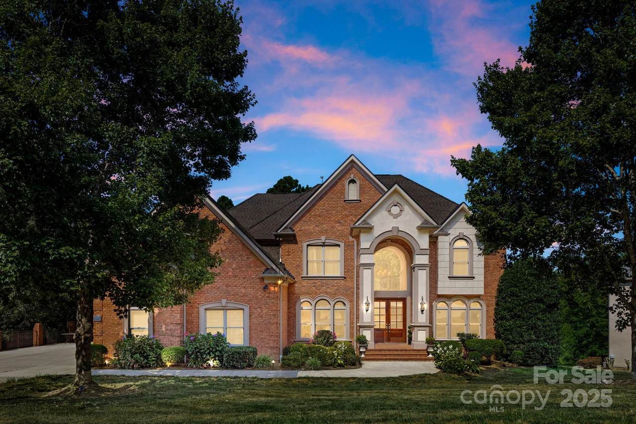 1487 Winged Foot Drive - Photo 1