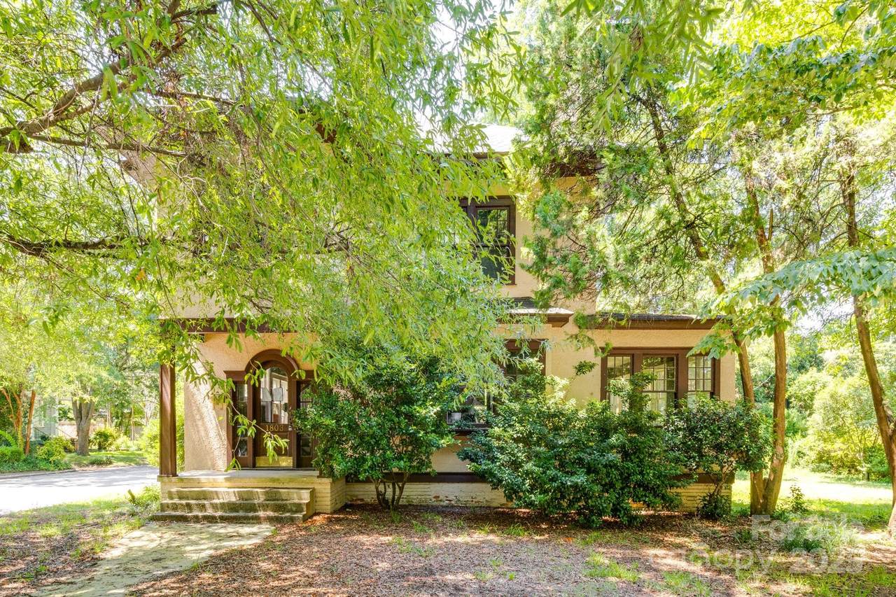 1803 Enoree Avenue - Photo 1