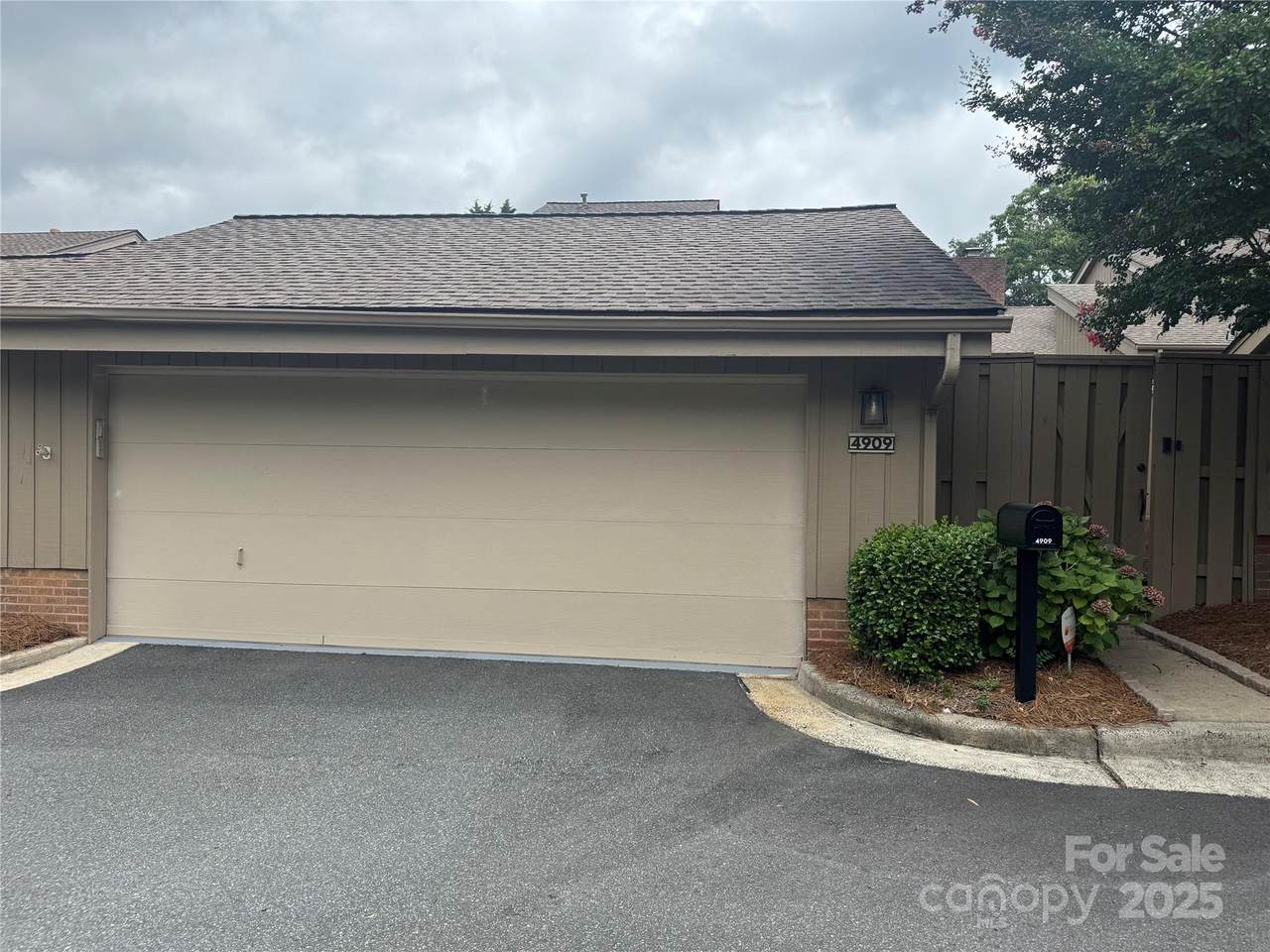 4909 Torrey Pines Court - Photo 1