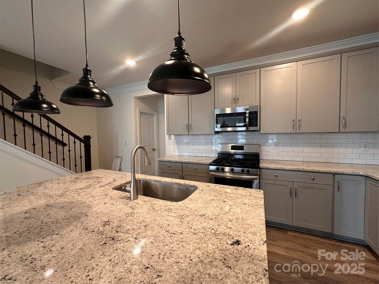 10207 Glenmere Creek Circle - Photo 1