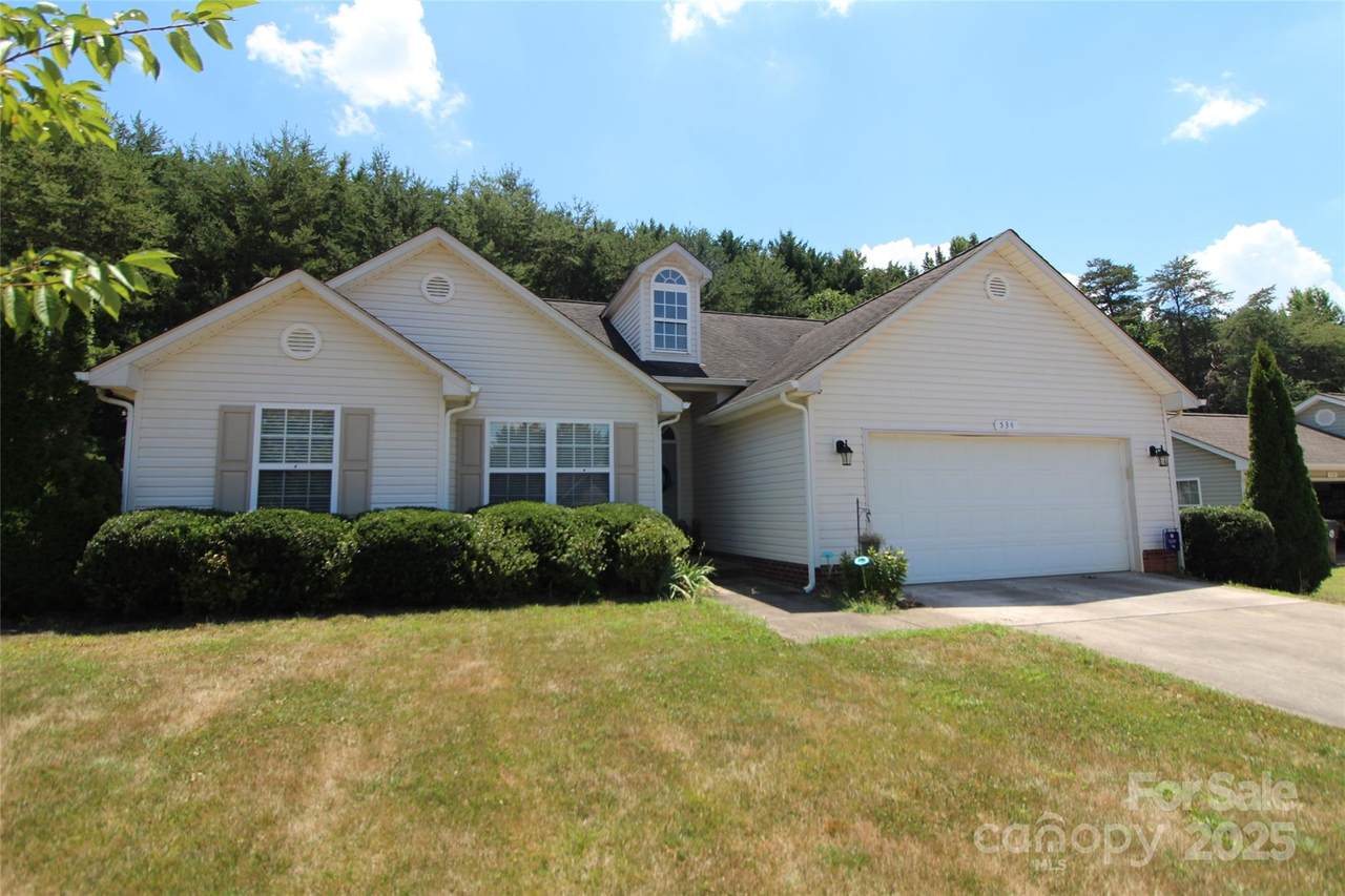 534 Pennyfields Lane - Photo 1