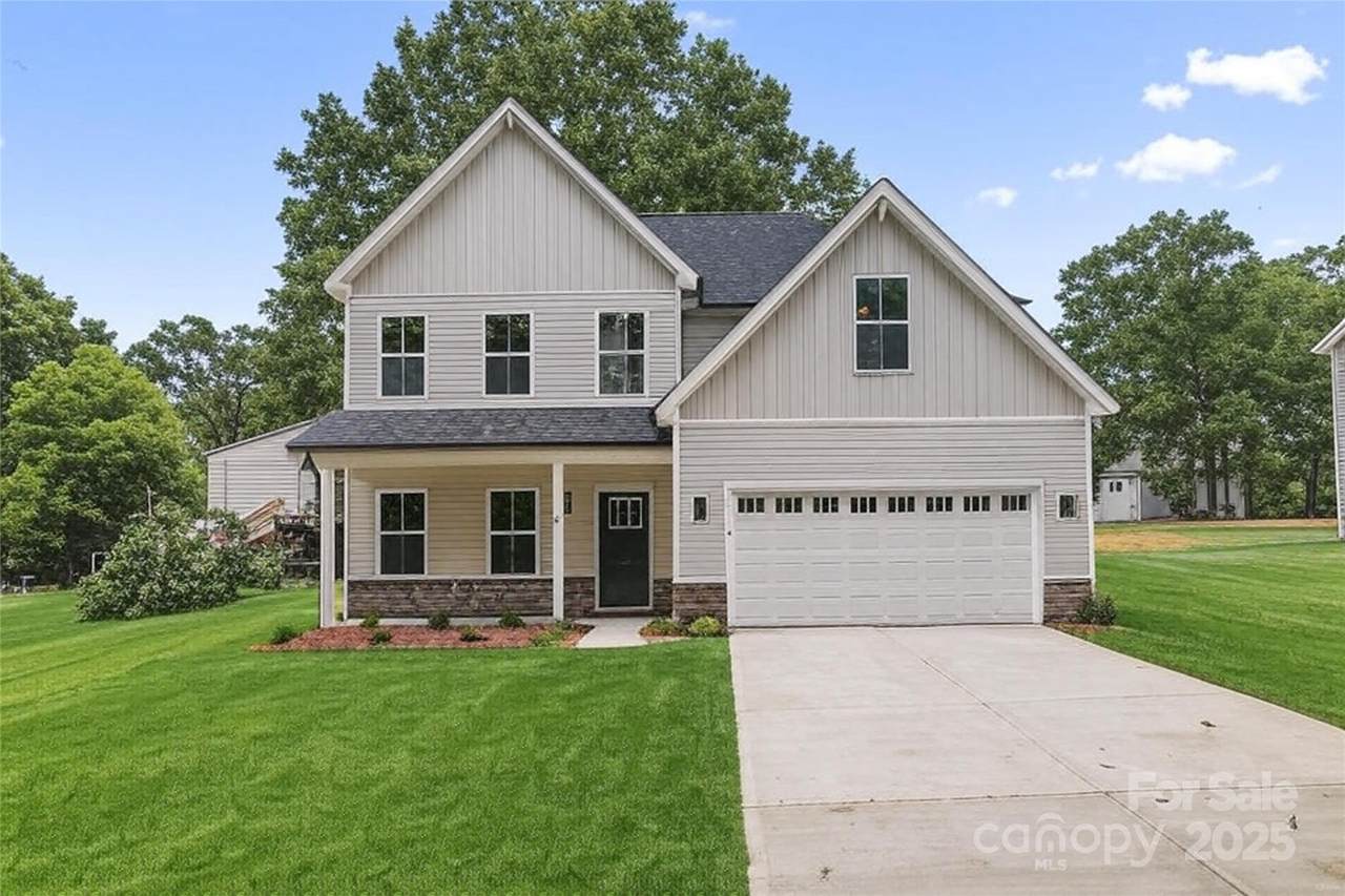 329 Henderson Circle - Photo 1