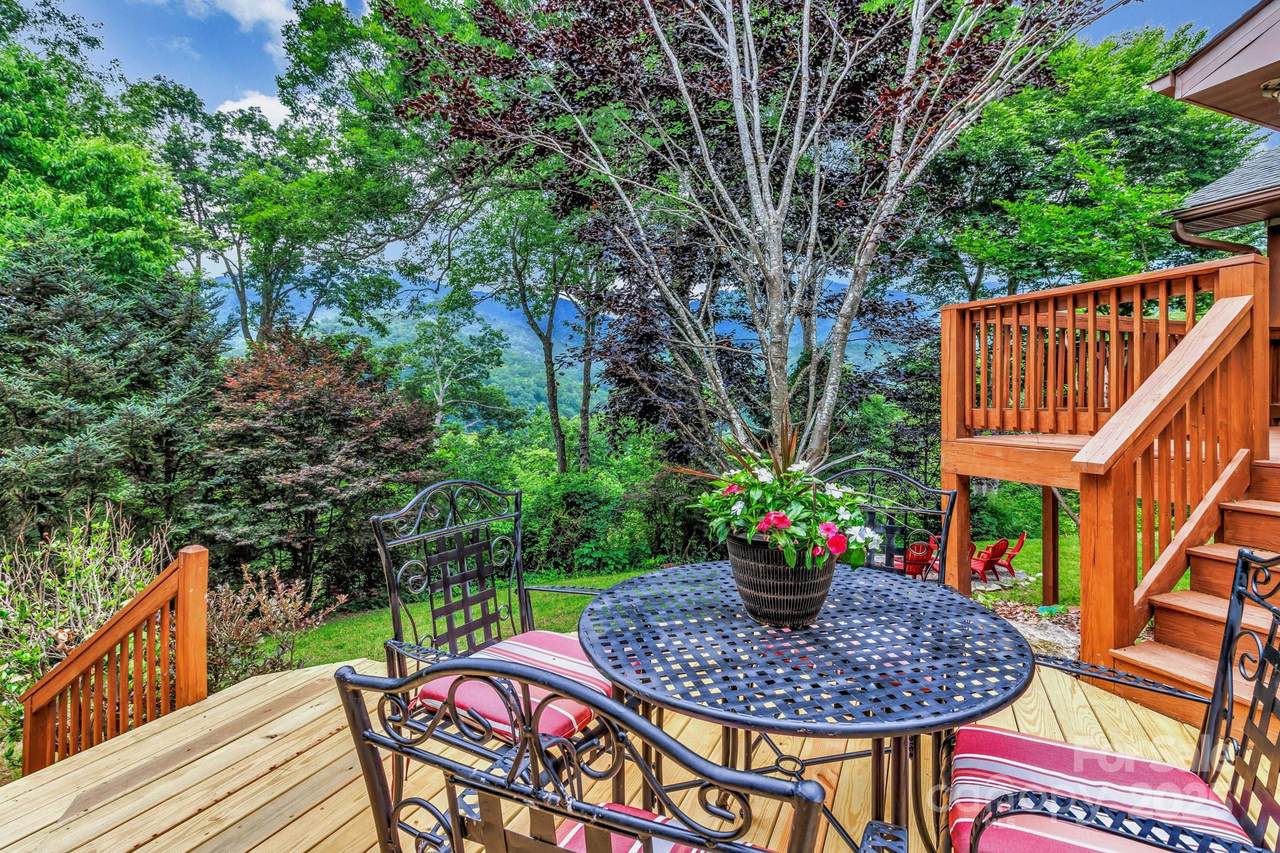 99 Margaret Drive - Photo 1