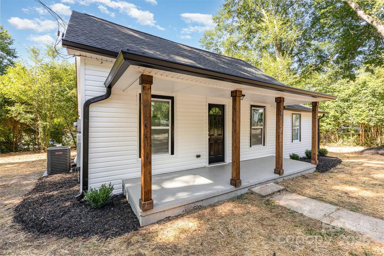 25 Bennett Drive - Photo 1